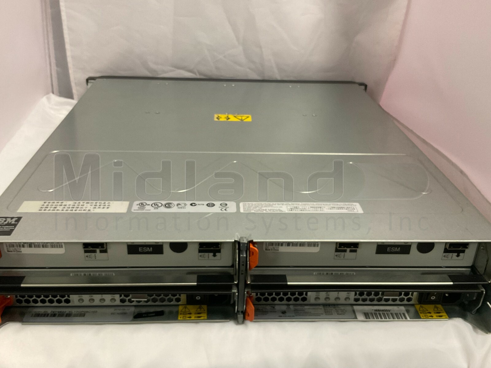 IBM 5886 EXP 12S 12-Bay SAS 3.5″ LFF Disk Drive Expansion w/rails, no drives