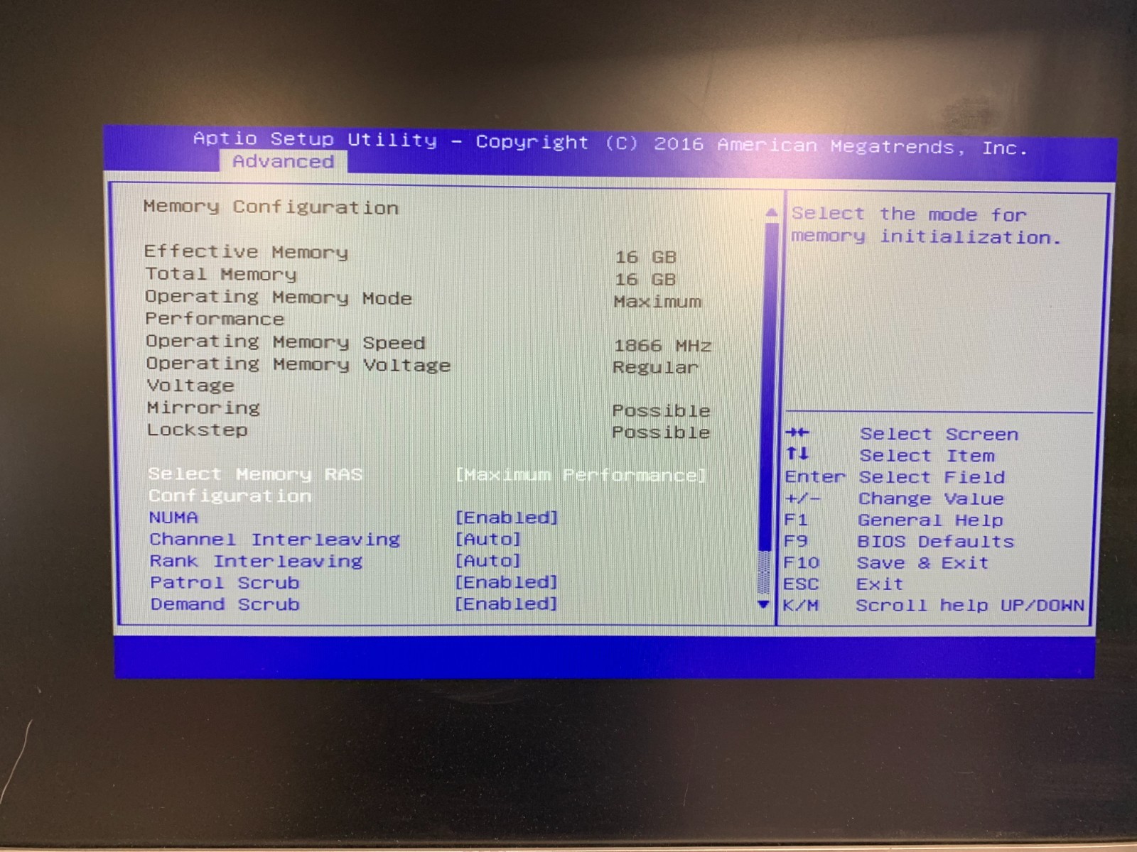 CISCO USC C220 M4 Server/ 16Gb RAM/ 3x 600Gb HDD SAS / Xeon 2.4 GHz/ 2x PSU