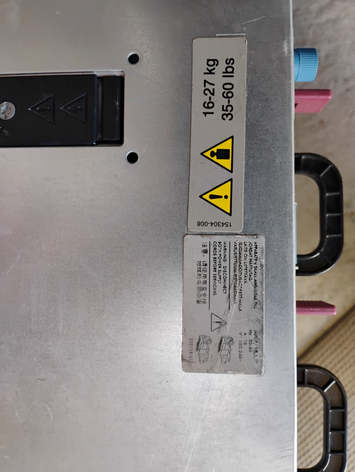 The IBM System x3650 M3 is a 2U rack-mount server supporting Intel Xeon 5500/560