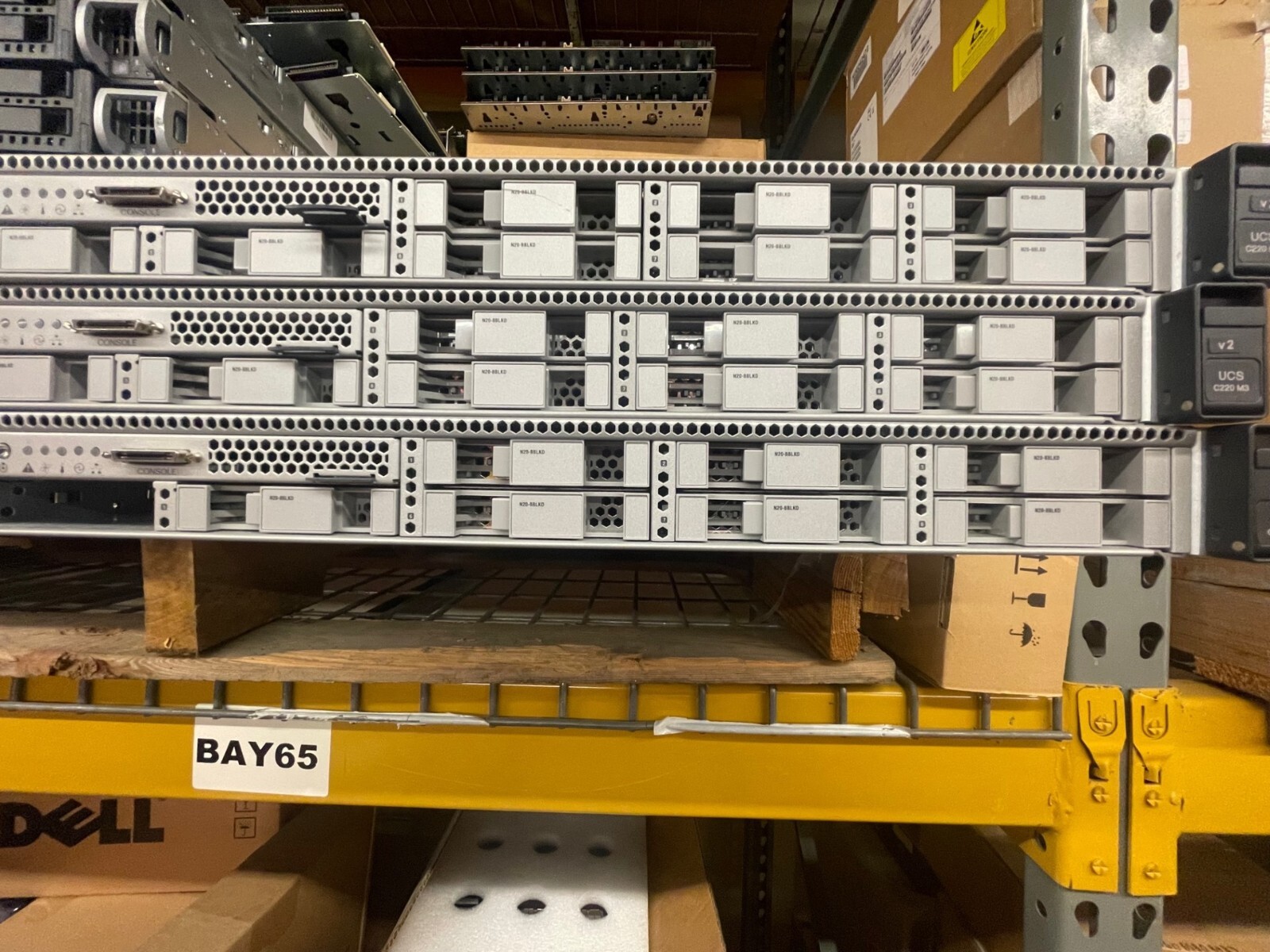CISCO UCS C220 M3S V2 8SFF 8 X 16GB MEMORY. 2 X E5-2630L V2 PROCS. NO RAILS