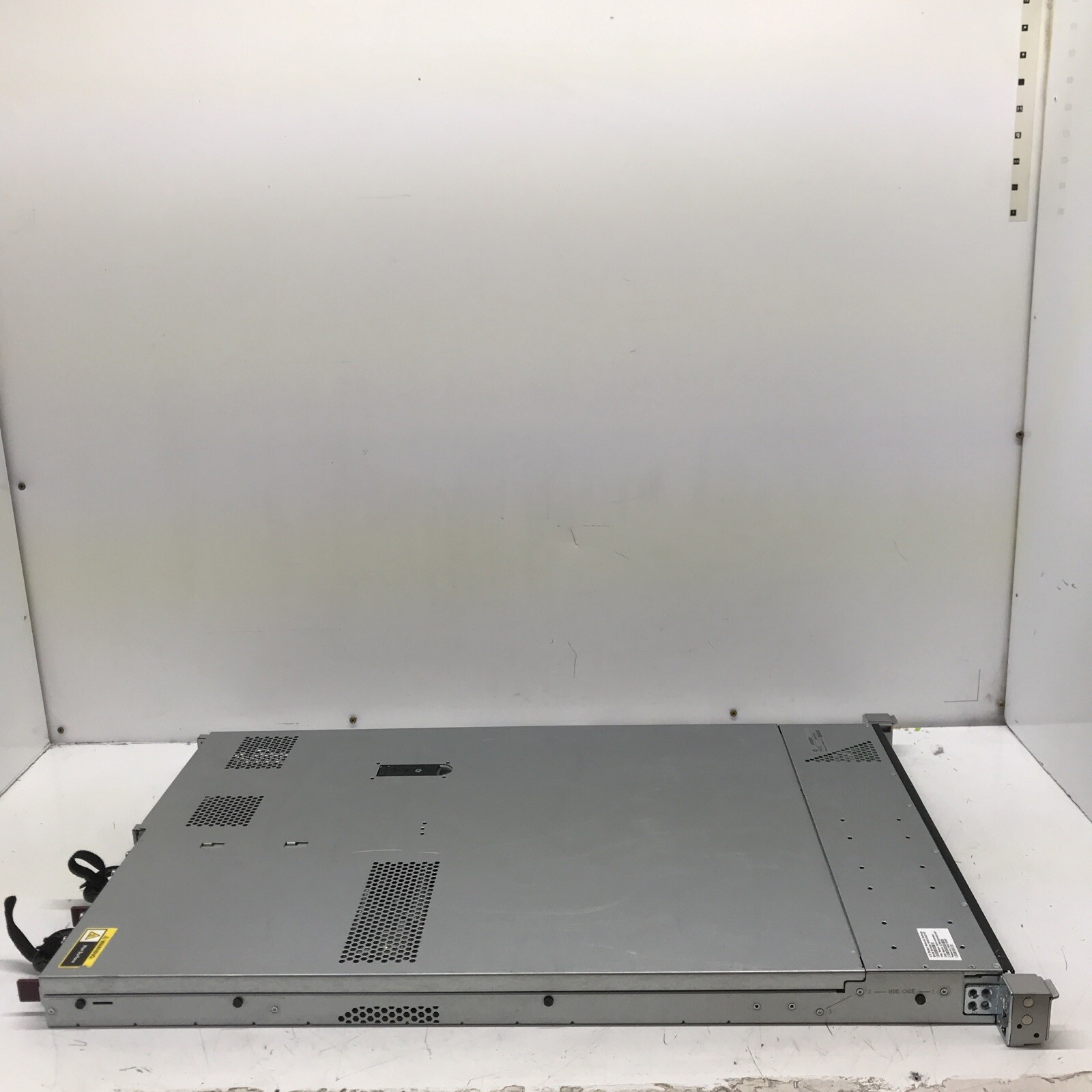 HP ProLiant DL360p Gen8 Server 2x Xeon E5-2660 @ 2.2GHz 49GB RAM NO HDDs/OS