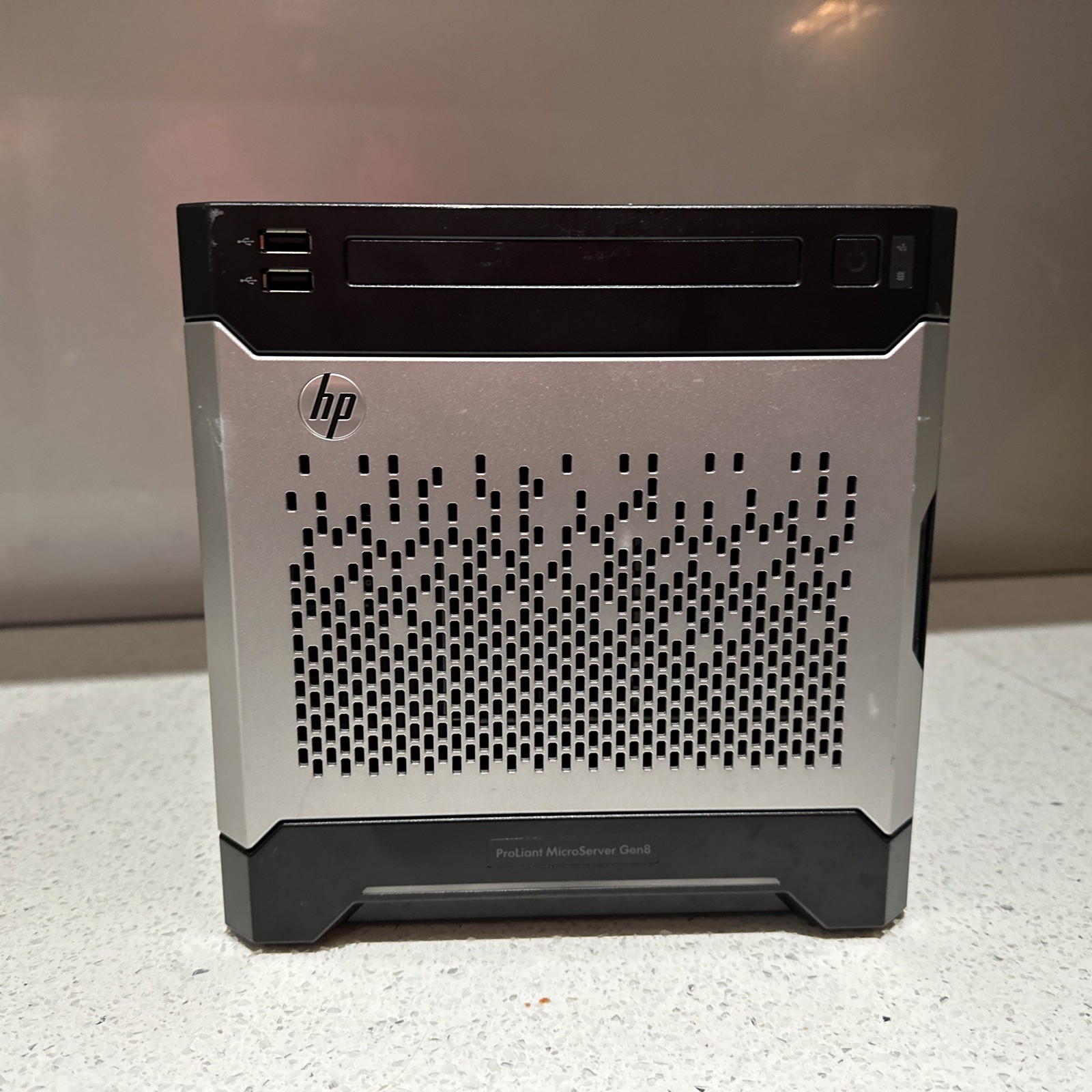 HP PROLIANT TPS-W003 MICROSERVER SERVER TOWER Gen 8, 16G Ram