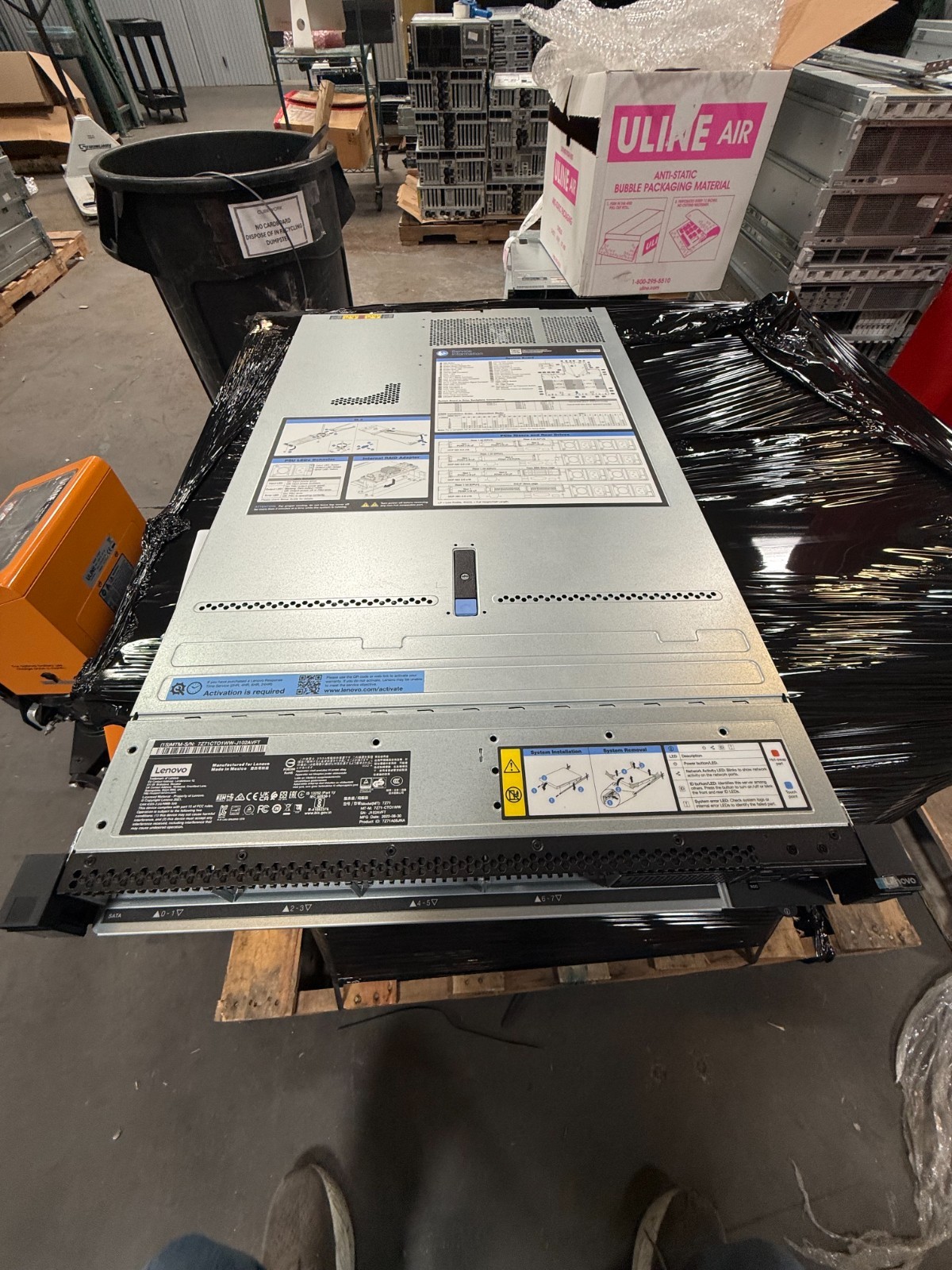 Lenovo ThinkSystem SR630 V2 w/ Xeon 4310 CPU No Ram / No HDD