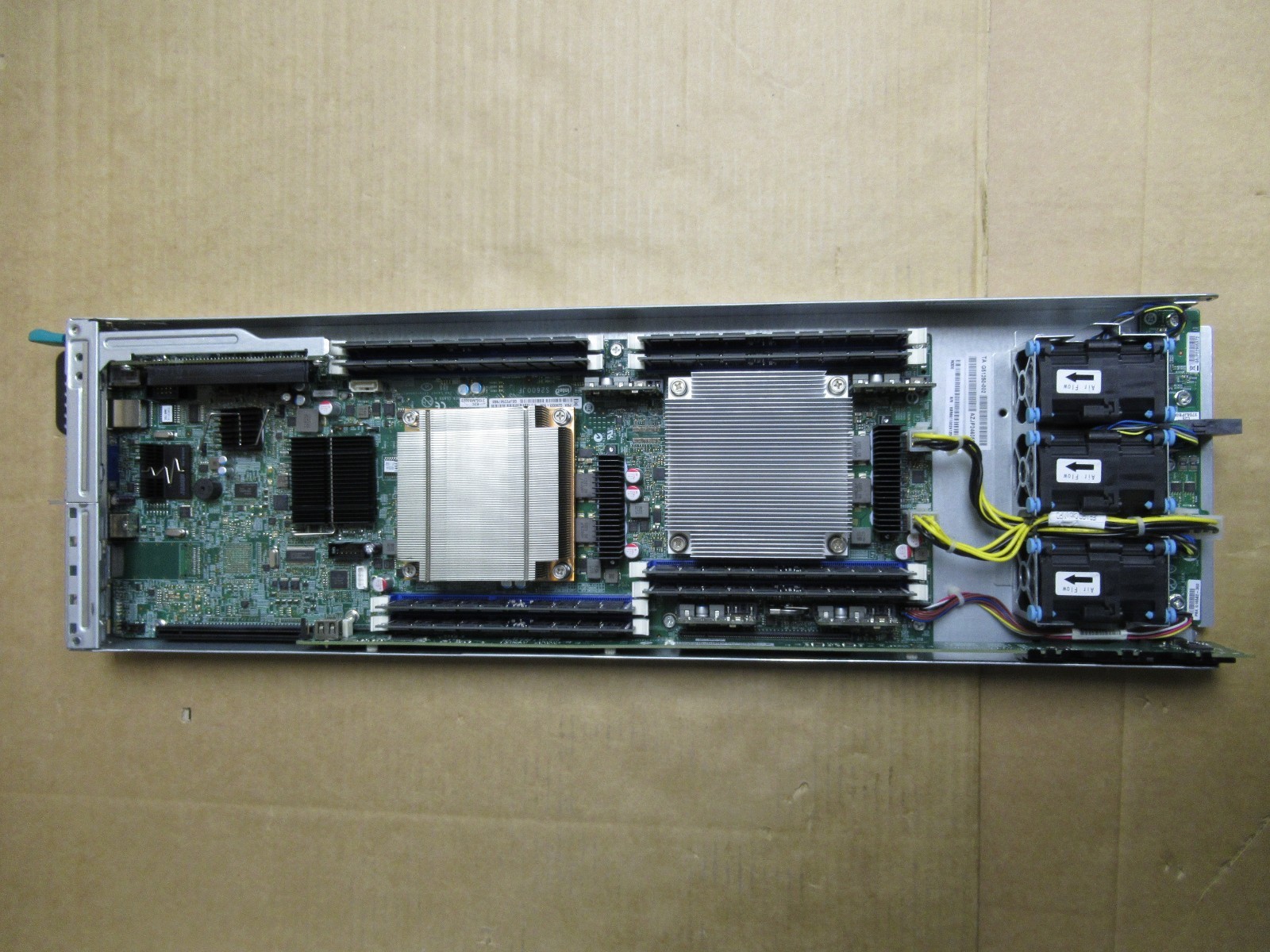 Intel H2312JFKR 4 Node Servers 8 x EIGHT-Core XEON E5-2640v2 256GB Ram 2U Server