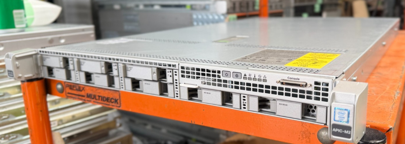 Cisco UCS C220 M4 Server |2 x Xeon E5-2609 V3 @1.9Ghz|16GB | No HDD | 2x PSU