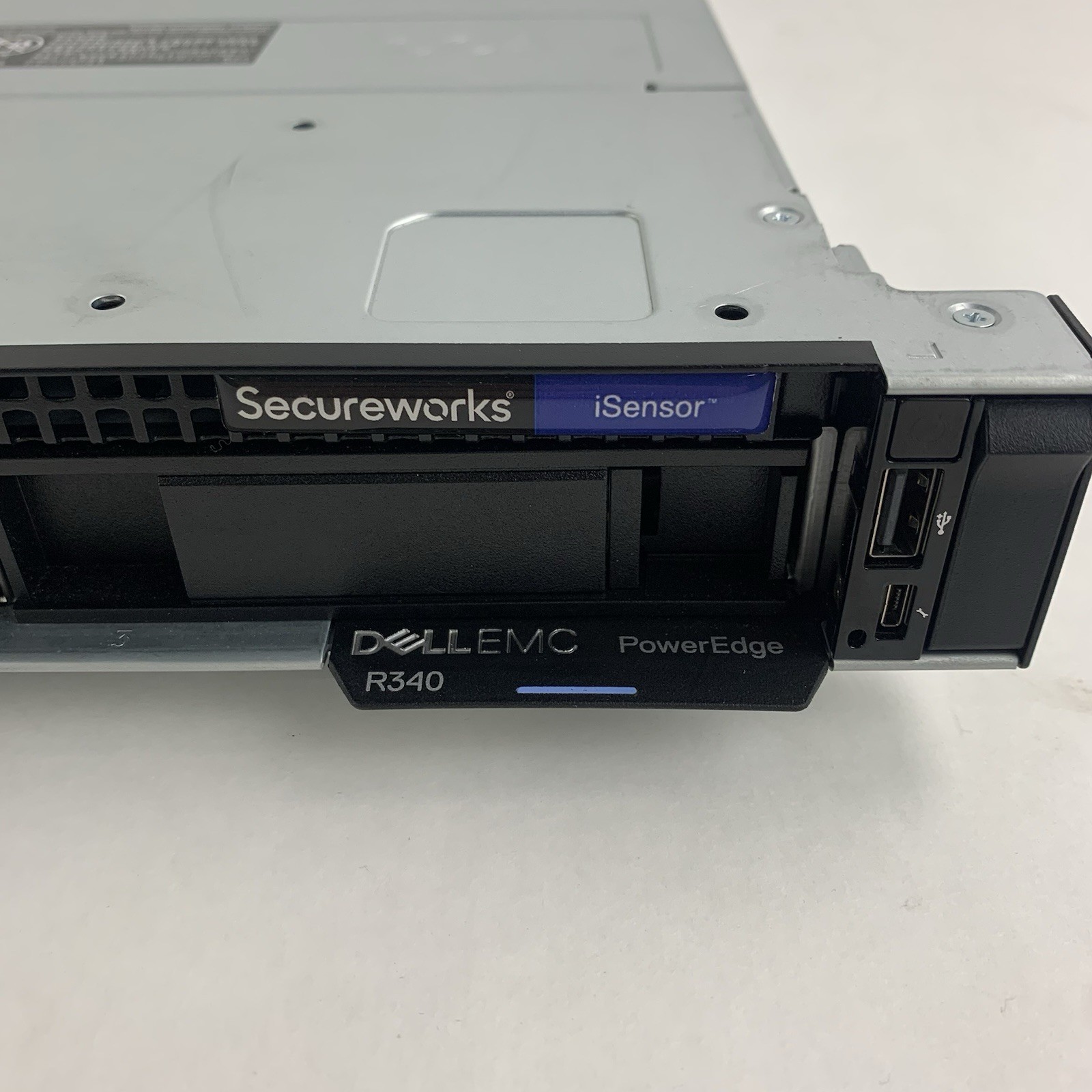 Dell PowerEdge R340 1U Server 1x Xeon E-2144G 3.6 GHz 16 GB No OS No HDD