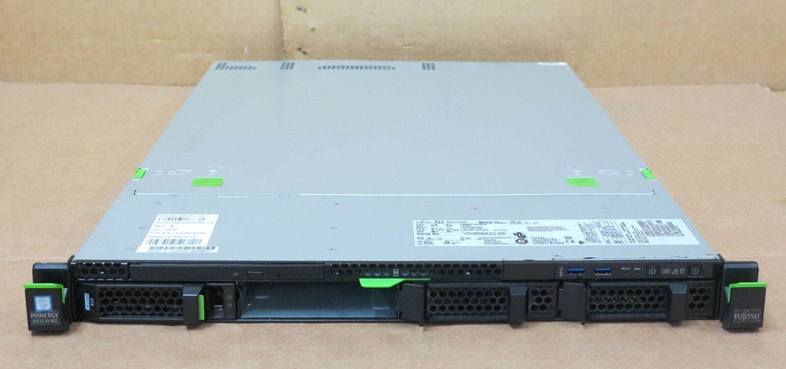 Fujitsu Primergy RX1330 M2 4C E3-1220v5 3GHz 64GB Ram EP420i 4x 3.5″ Bays Server