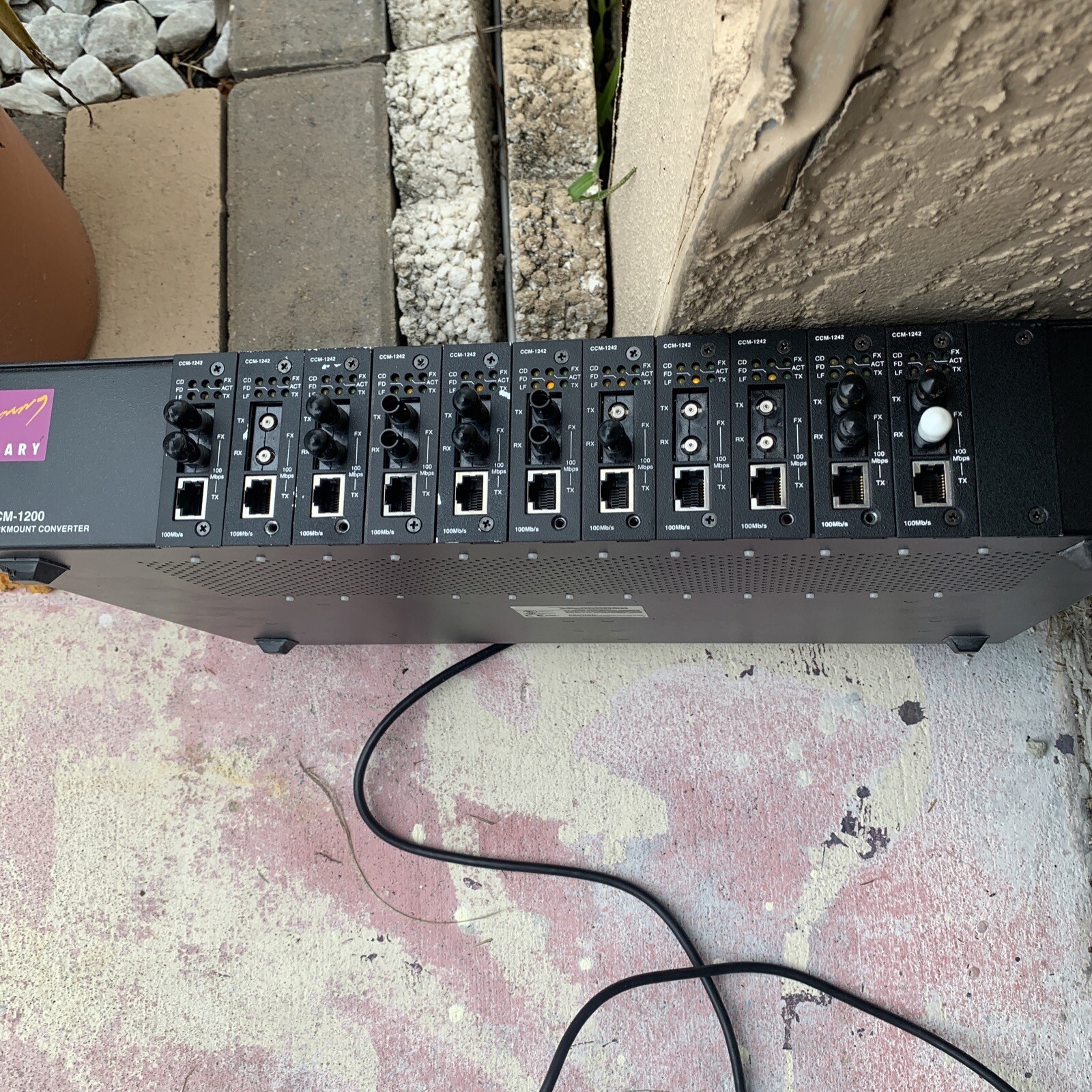 Canary CCM-1200 Rackmount Converter Incl: 7x CCM-1241-SM UTP to Fiber Converter