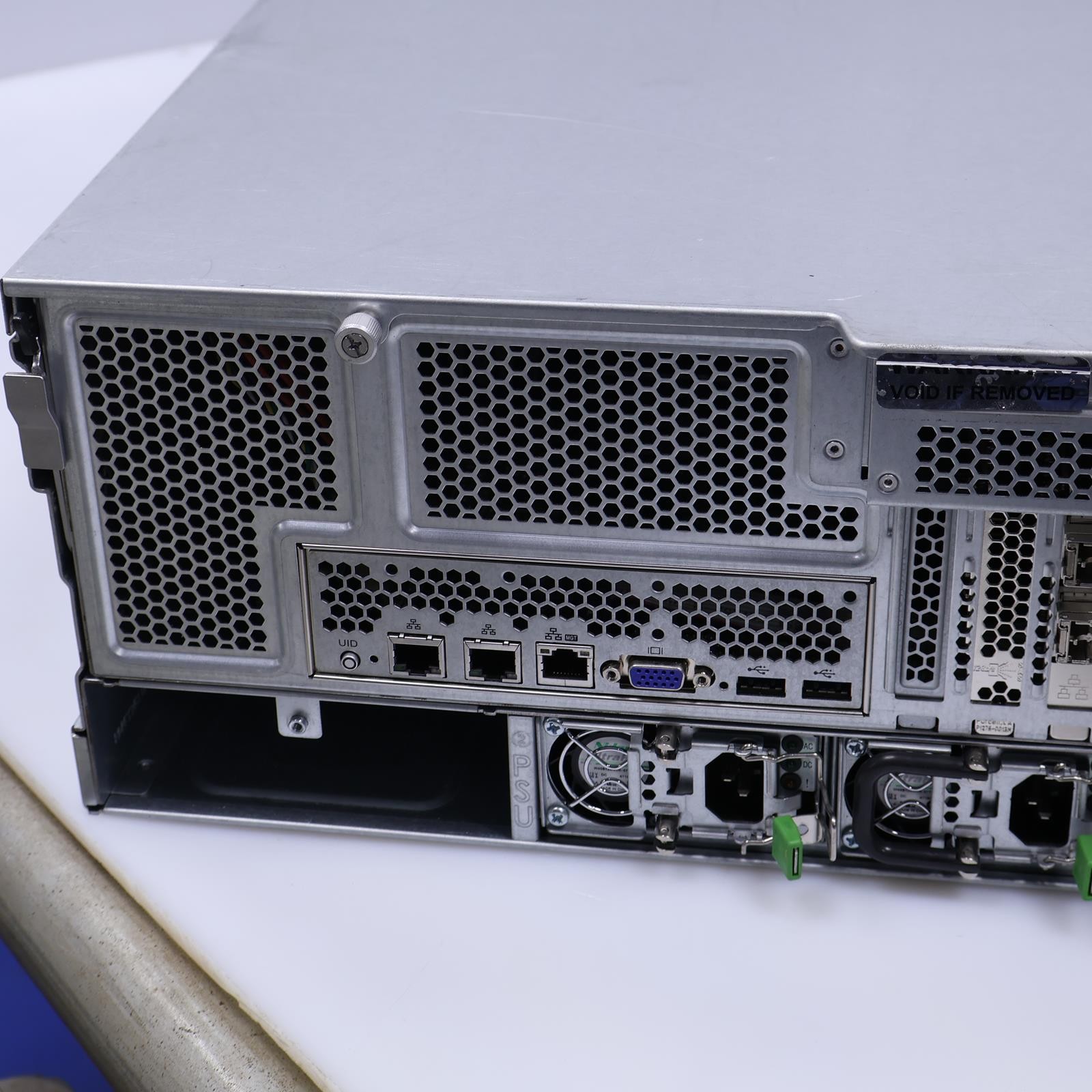 IBM Slicestor 2448 Intel Xeon E5-2637 v3 128GB RAM 2x 150GB SSD No OS Server C1