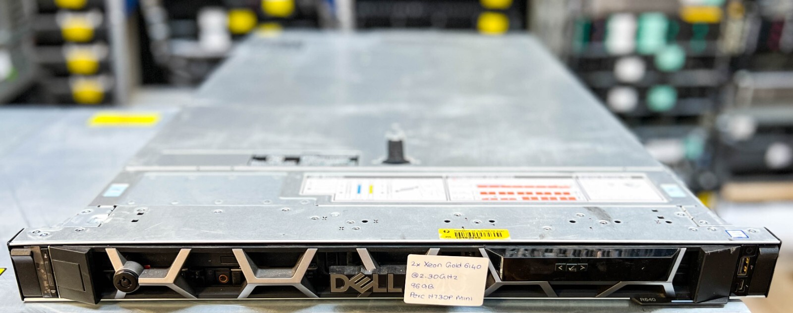 Dell PowerEdge R640 2x Xeon Gold 6140 @2.3GHz 96GB 2x300GB Perc H730P Mini 2xPSU