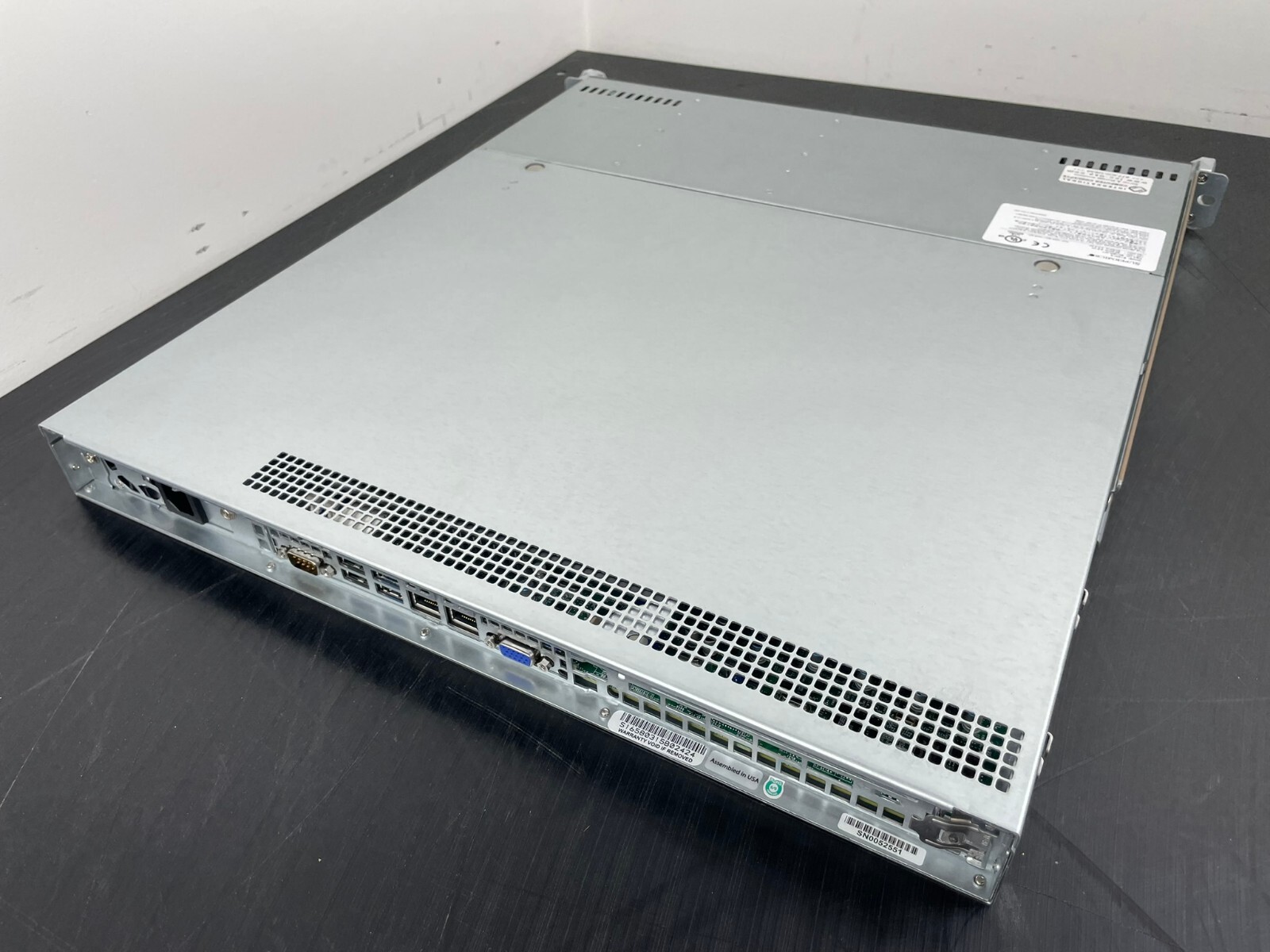 Supermicro 1U DP E5-2600V3 512GB DDR4 4×3.5″ SASTA3 2xLAN IPMI 440W SYS-6018R-MT
