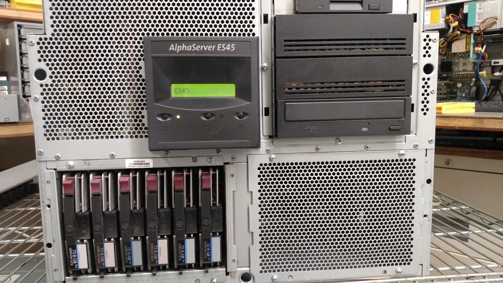 HP Alphaserver ES45 Model 2B System DH-68EBA-AA Server (4) 1.25GHz, 4GB RAM