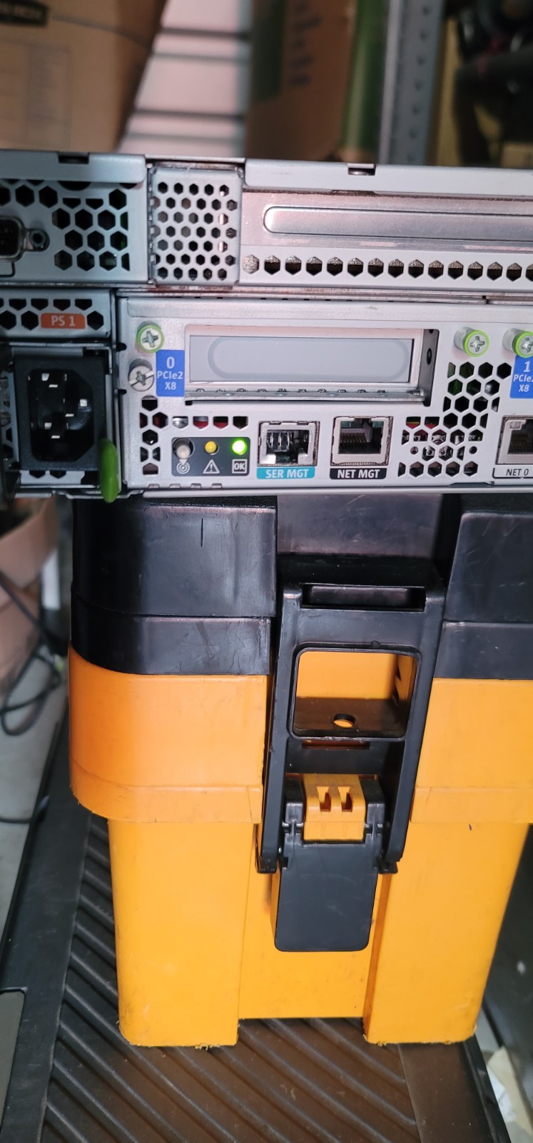 Sun Oracle NETRA X4270 Server