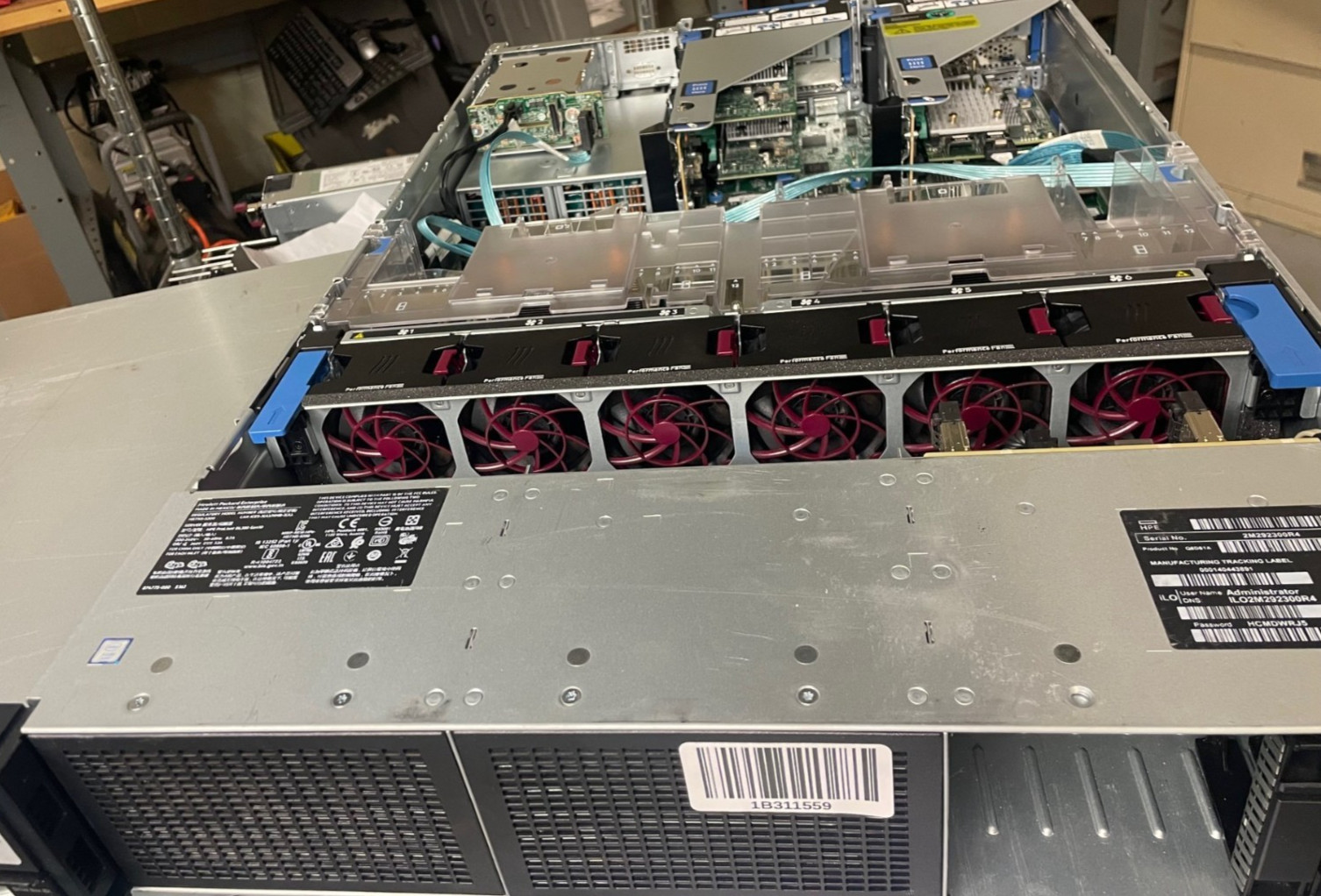 HPE Q8D81A Simplivity 380 G10 Gen10 Node Server. NO MEMORY. NO CPU. NO PS.
