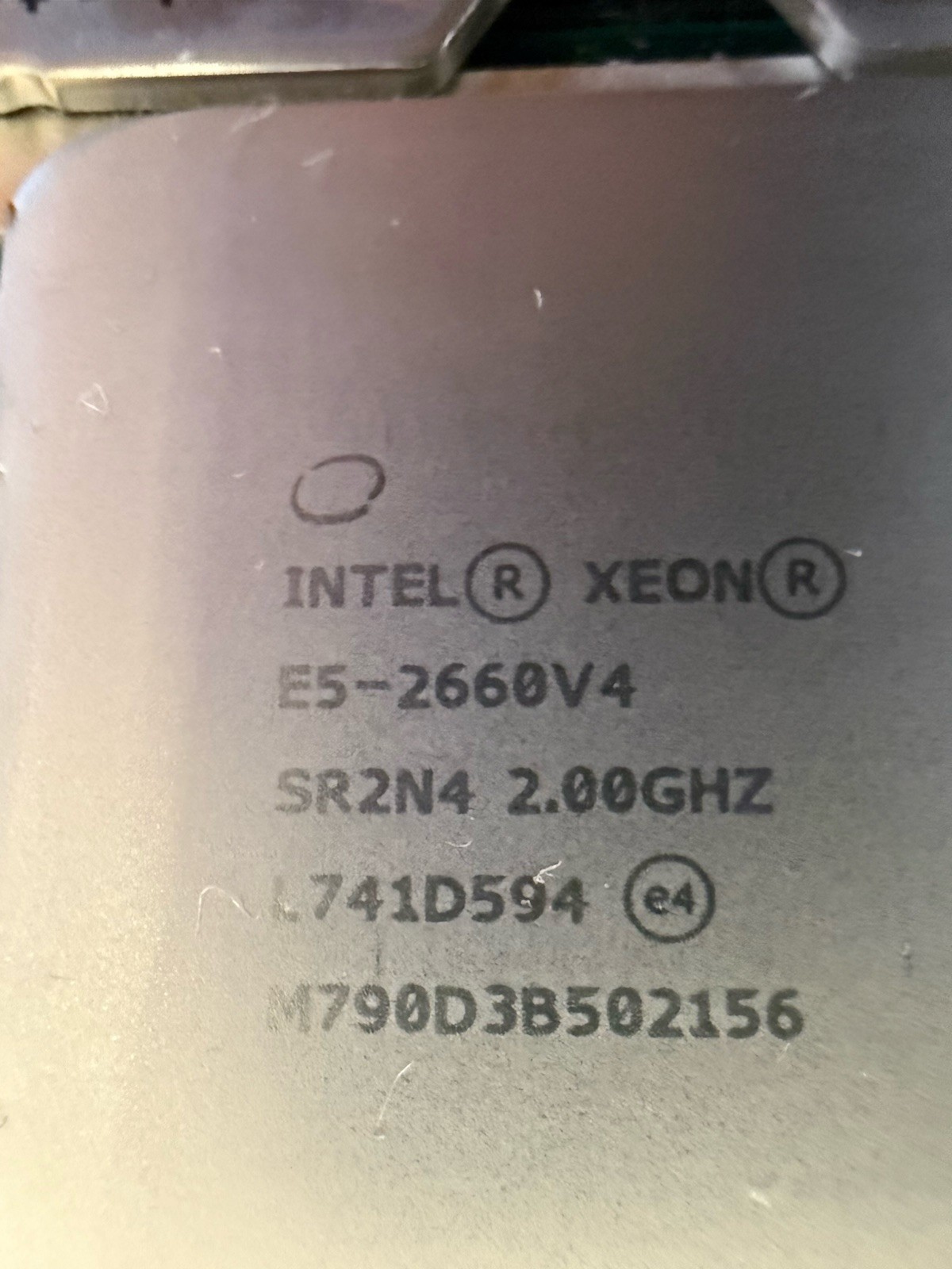 Intel Xeon E5-2660 v4 2.00GHz