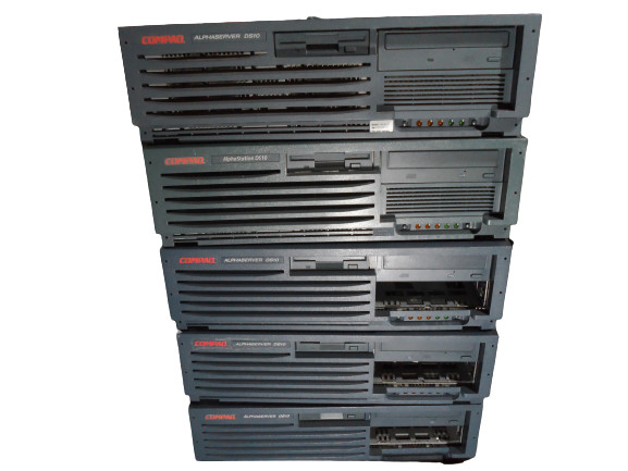 HP Compaq DEC AlphaServer DH-74BAA-AA 1GbMEM Alpha Server DS10 600MHz FDD CDROM